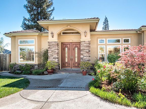 2nd image of 13438 Ward Way
