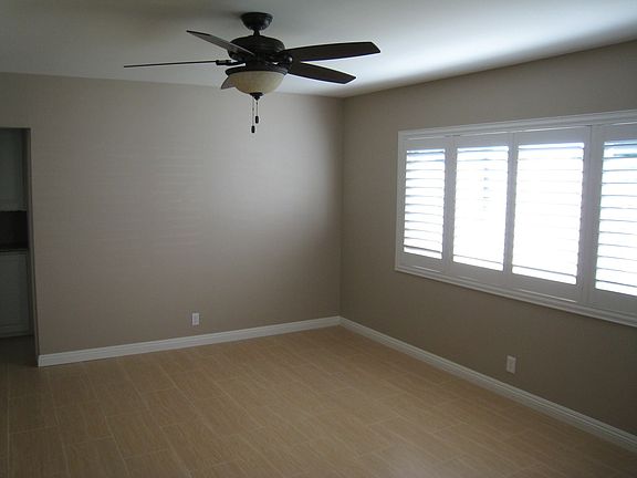 4th image of 9795 Camarena Ave