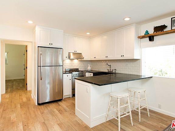 5th image of 637 S Avenue 60