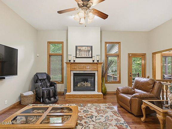 5th image of 2401 Stinnett Dr