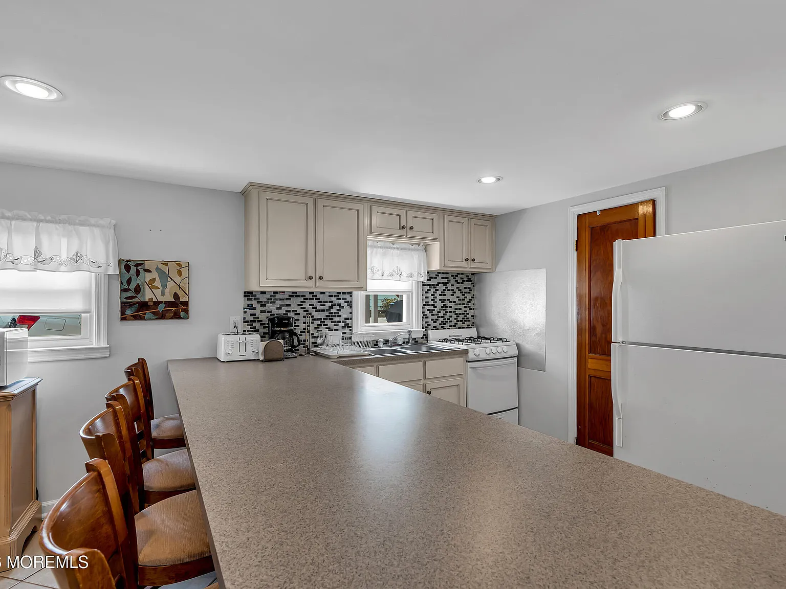 3 bed, $2,900 — Photo 4