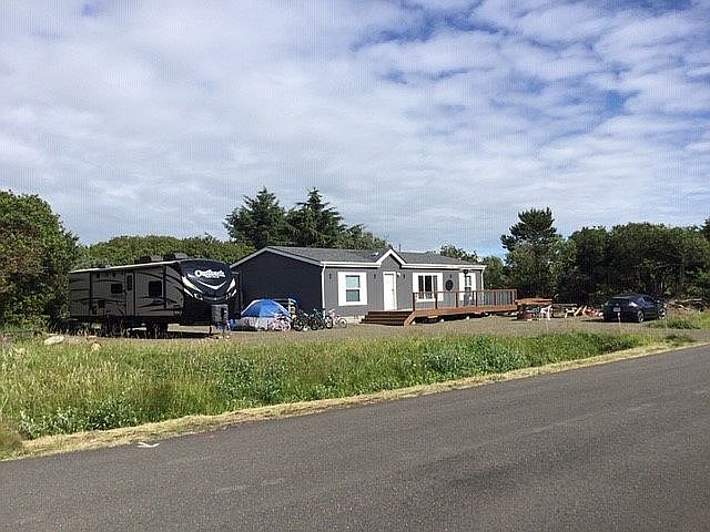 1st image of 299 Santium St SW