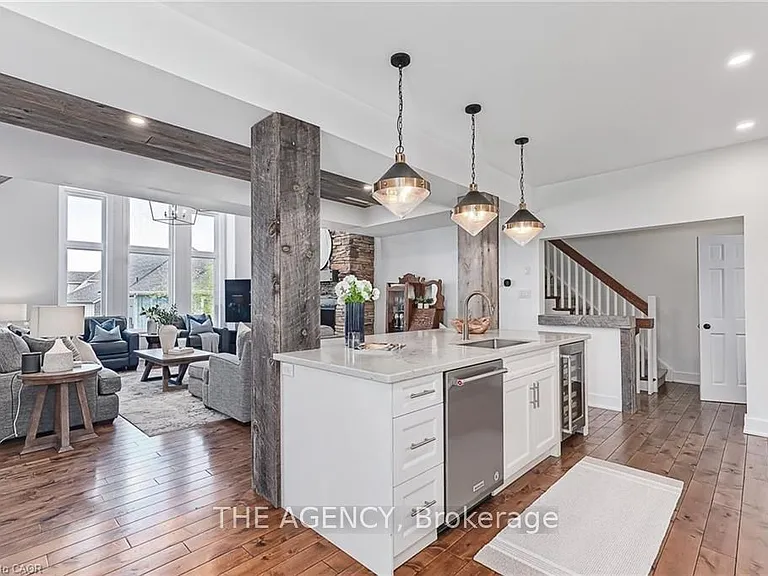 129 Venture Blvd — Photo 12