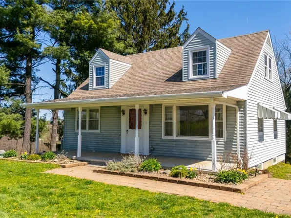 69565 Crescent Rd, Saint Clairsville, OH 43950