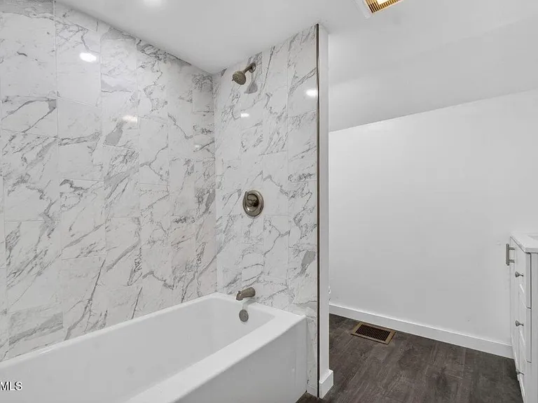 1809 Ridge Rd — Photo 10