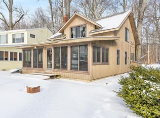 2612 Baseview Dr, Pinckney, MI 48169