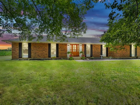 11855 Troy Rd, New Carlisle, OH 45344