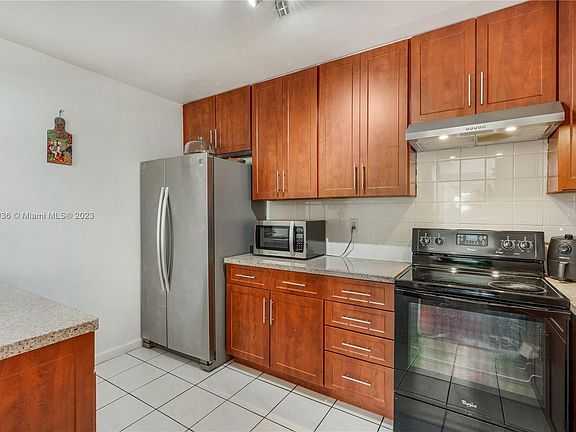 4th image of 13715 Kendale Lakes Cir APT A-207