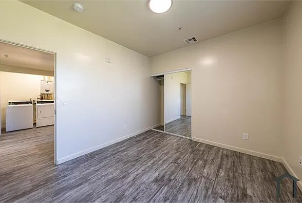 130 S Soto St — Photo 28