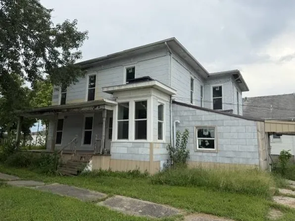 403 N Cherry St, Cameron, MO 64429