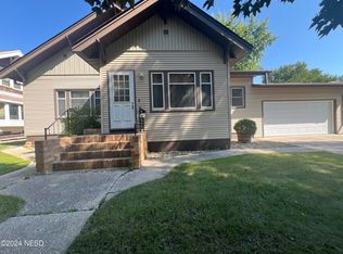 511 S 4th St, Milbank, SD 57252