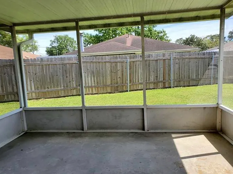 4901 Alexander Dr — Photo 14