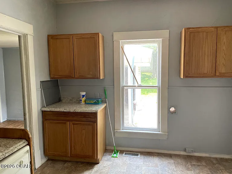 1417 Crow St — Photo 23