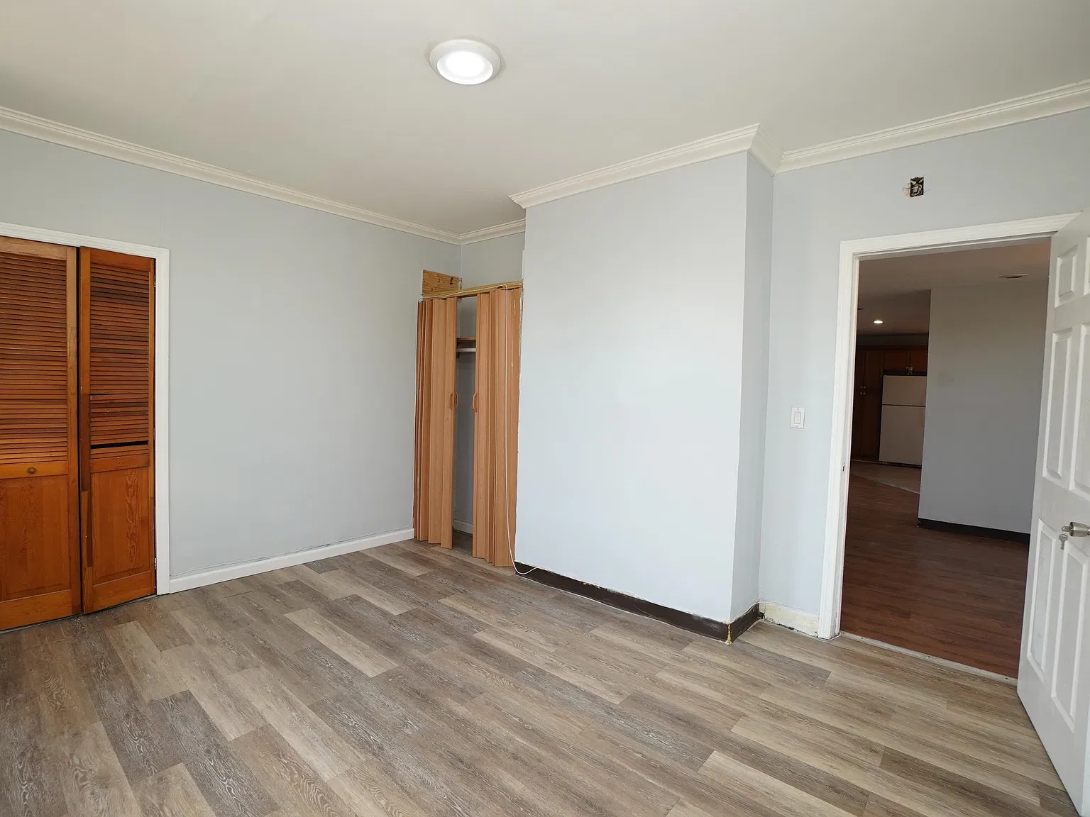 4 bed, 1.0 bath, $2,700 — Photo 4