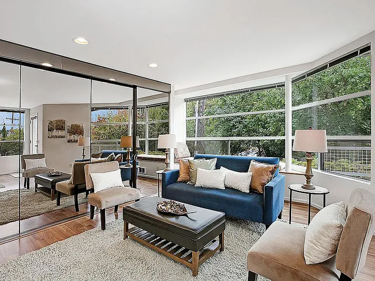 2328 Fairview Ave E #101 — Photo 3