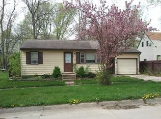 614 S 3rd St, Knoxville, IA 50138