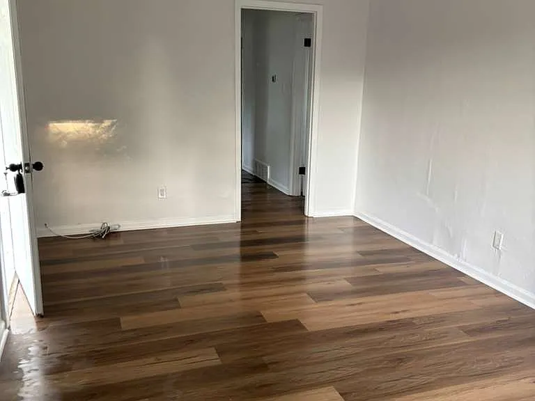 2919 Beatty St — Photo 1