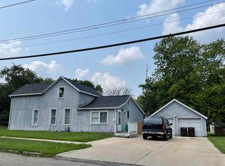 236 N Foley Ave, Freeport, IL 61032