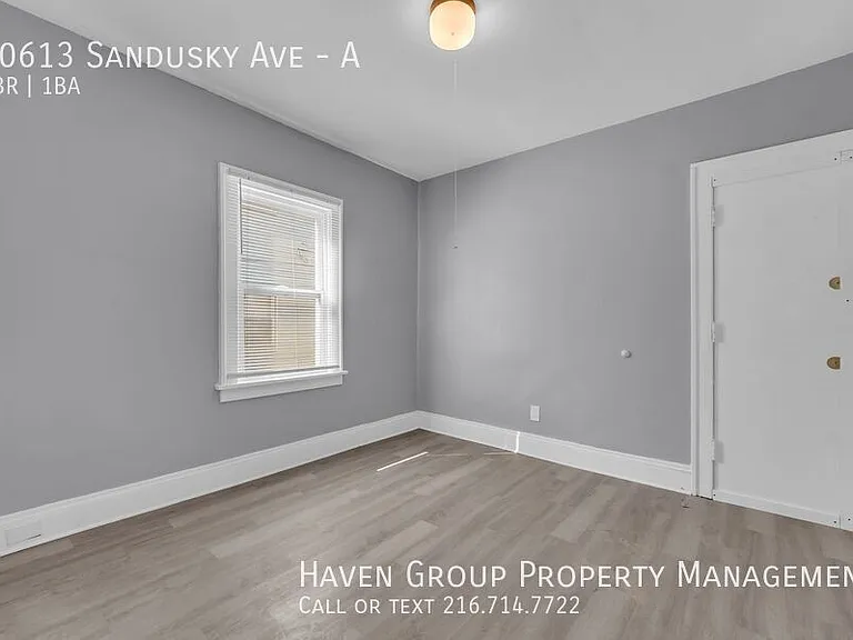 10613 Sandusky Ave #A — Photo 15