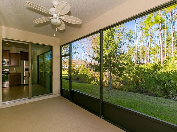 4th image of 38 Fairhaven Glen Trl