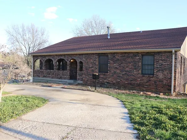 3601 E 106th Ter, Kansas City, MO 64137