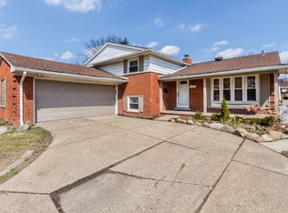16958 Cicotte Ave, Allen Park, MI 48101