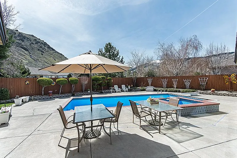 2135 Bristol Pl photo 1