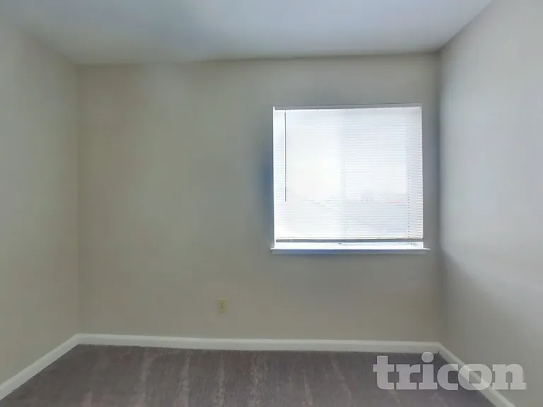 213 Jana Way — Photo 12