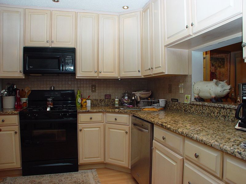 2nd image of 69 Townsend Ct #215