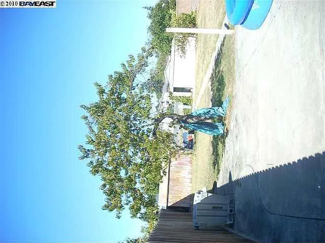 2952 Somerset Ave photo 1