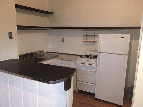 4th image of 1648 N Cleveland Ave #Ch