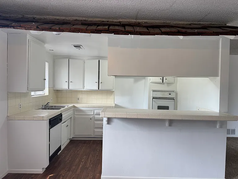 743 Fairview Ave #B — Photo 3