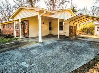 17 Lake Park Dr NW, Rome, GA 30165