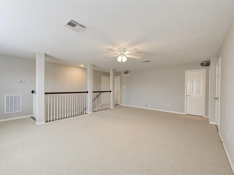 11623 Royal Oaks Xing — Photo 14