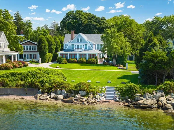 6 White Birch Ln, Barrington, RI 02806