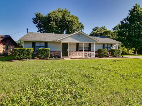 1810 Spring Ave, Stroud, OK 74079