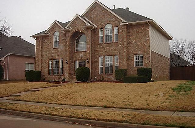 1st image of 8101 Fleetwood Dr