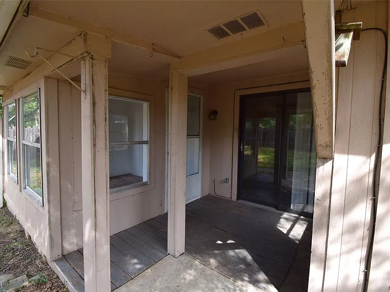 1105 Forest Oaks Path — Photo 25
