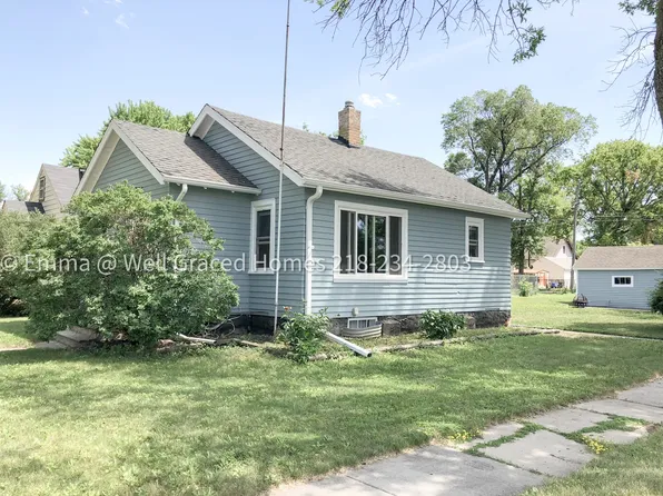 201 2nd Ave E, West Fargo, ND 58078