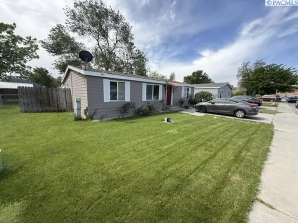 4723 W Hood Ave, Kennewick, WA 99336