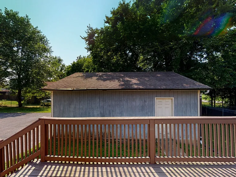 125 Kristen Ct — Photo 27