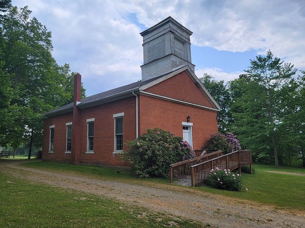 20400 Main St, Saegertown, PA 16433 MLS 169622 Zillow