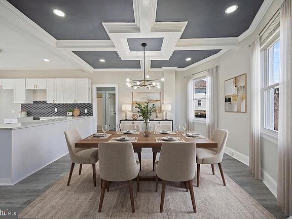 5th image of 3410 Edgewood Rd