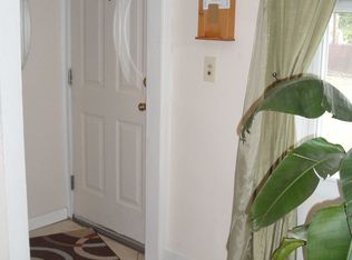 71 River St, Baltic, CT 06330