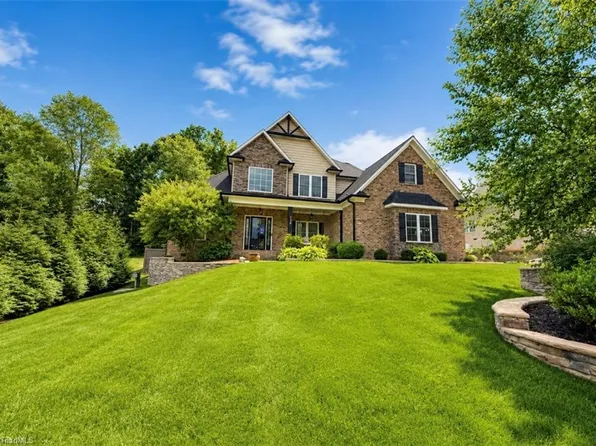 179 Pipers Rdg W, Winston Salem, NC 27127