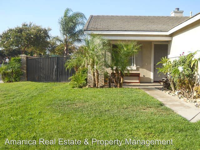 1st image of 3117 Thoroughbred St