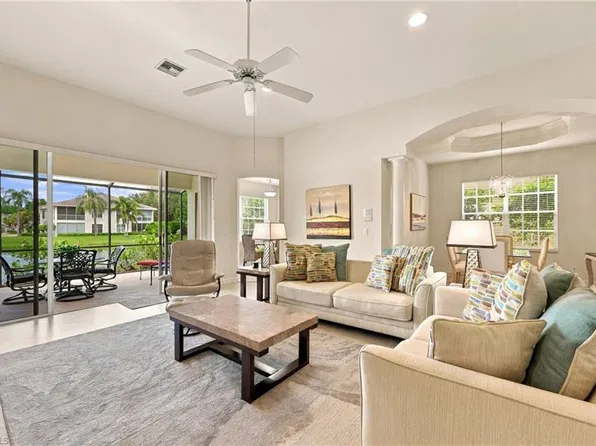 2256 Island Cove CIR, NAPLES, FL 34109