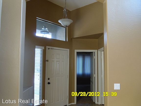 3rd image of 284 W Dana Dr