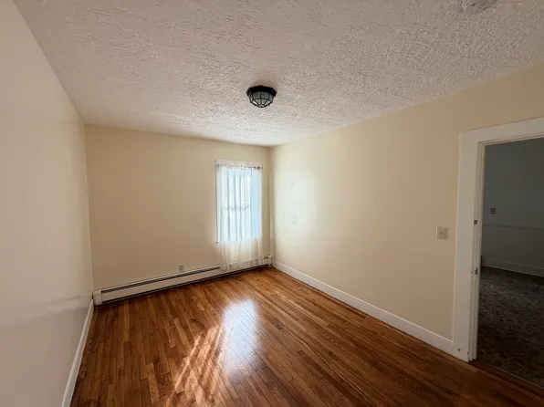 16 Franklin Pl #1R, Quincy, MA 02169