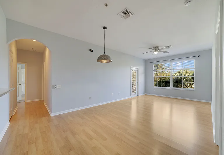 6214 Stevenson Dr #304 — Photo 6